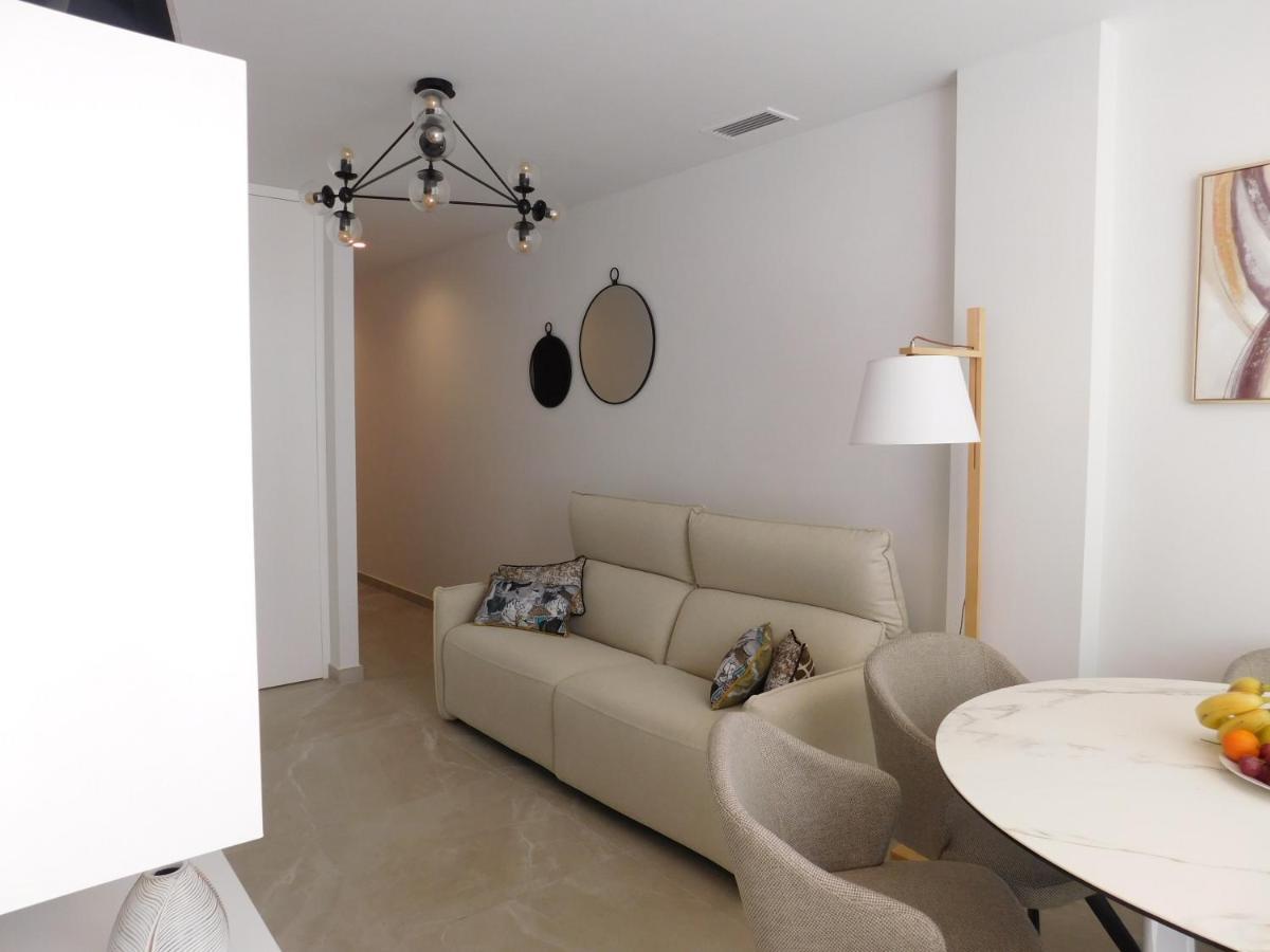 Modern And Cosy Close To The Apartamento